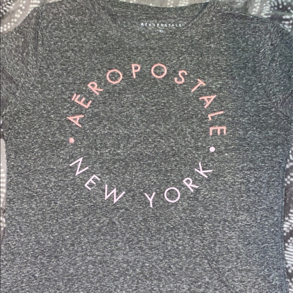 Aeropostale gray shirt